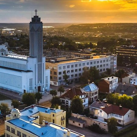 Stay In Kaunas & Radio City - Free Parking ภายนอก รูปภาพ