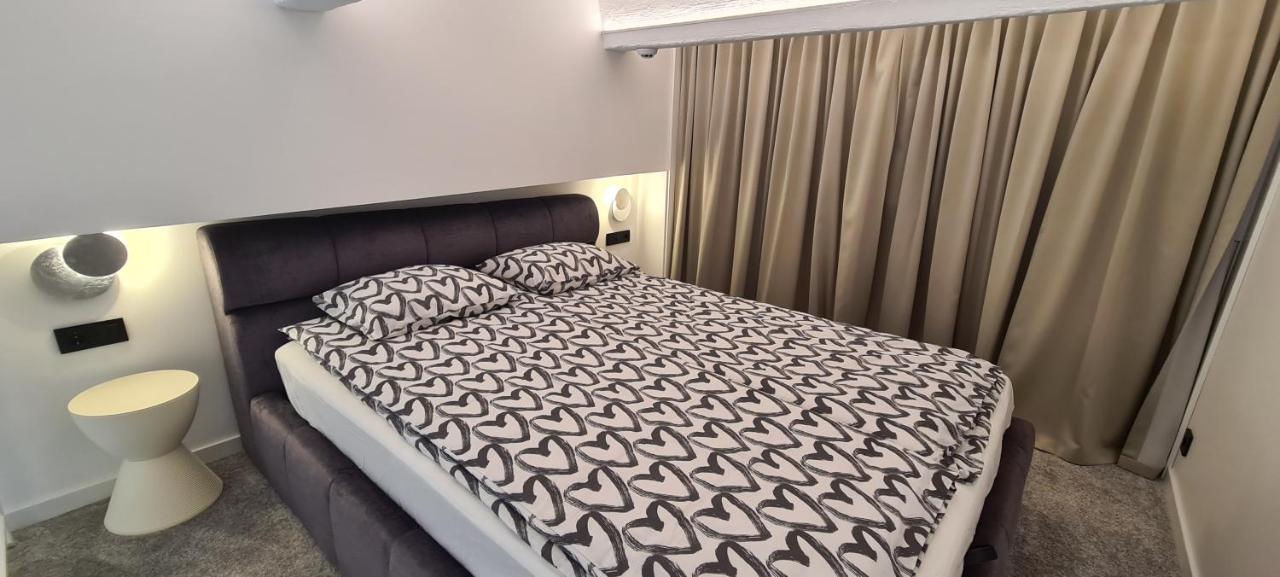 Stay In Kaunas & Radio City - Free Parking ภายนอก รูปภาพ